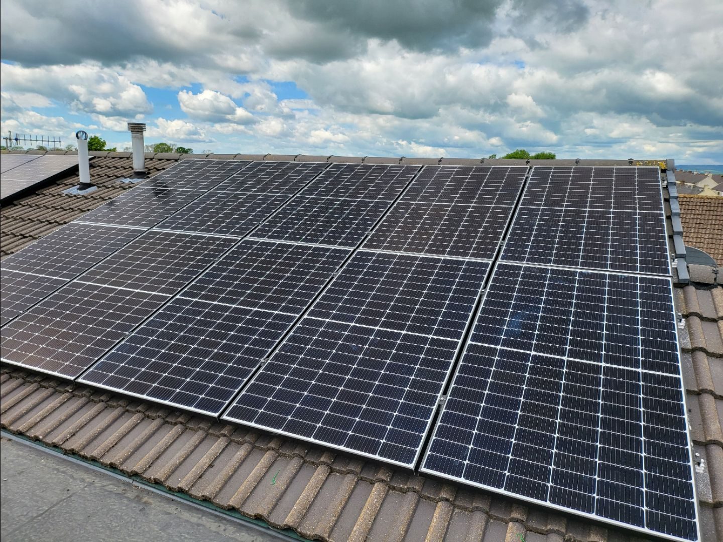 Solar panels Barnoldswick